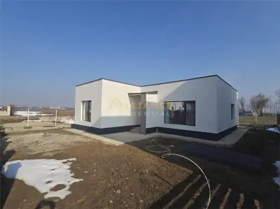 3 CAMERE 2 BĂI - COMUNA BERCENI, ILFOV - 130.000€ - Berceni