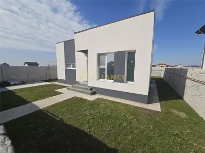 Casa parter- placa de beton - incalzire pardoseală - foto 2