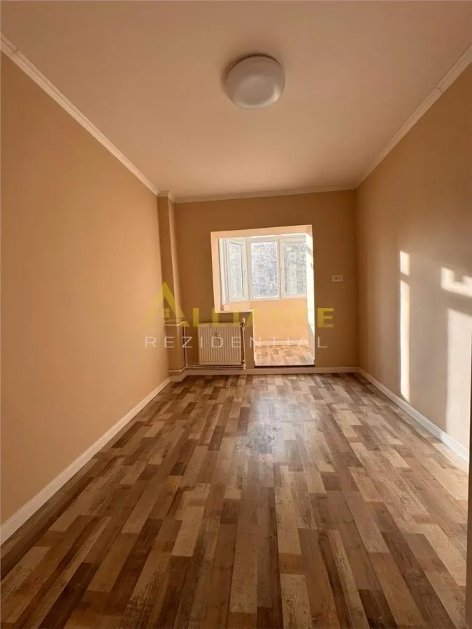 Apartament 3 camere decomandat || renovat || Aparatorii Patriei - foto 4