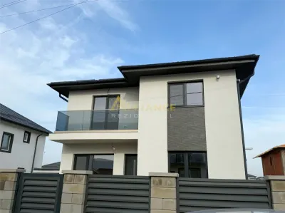 Vila Individuala / 4 Camere / 2 Bai / Teren 300 mp - Berceni