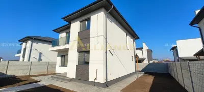 Vila Individuala / 4 Camere / 2 Bai / Teren 300 mp - foto 3