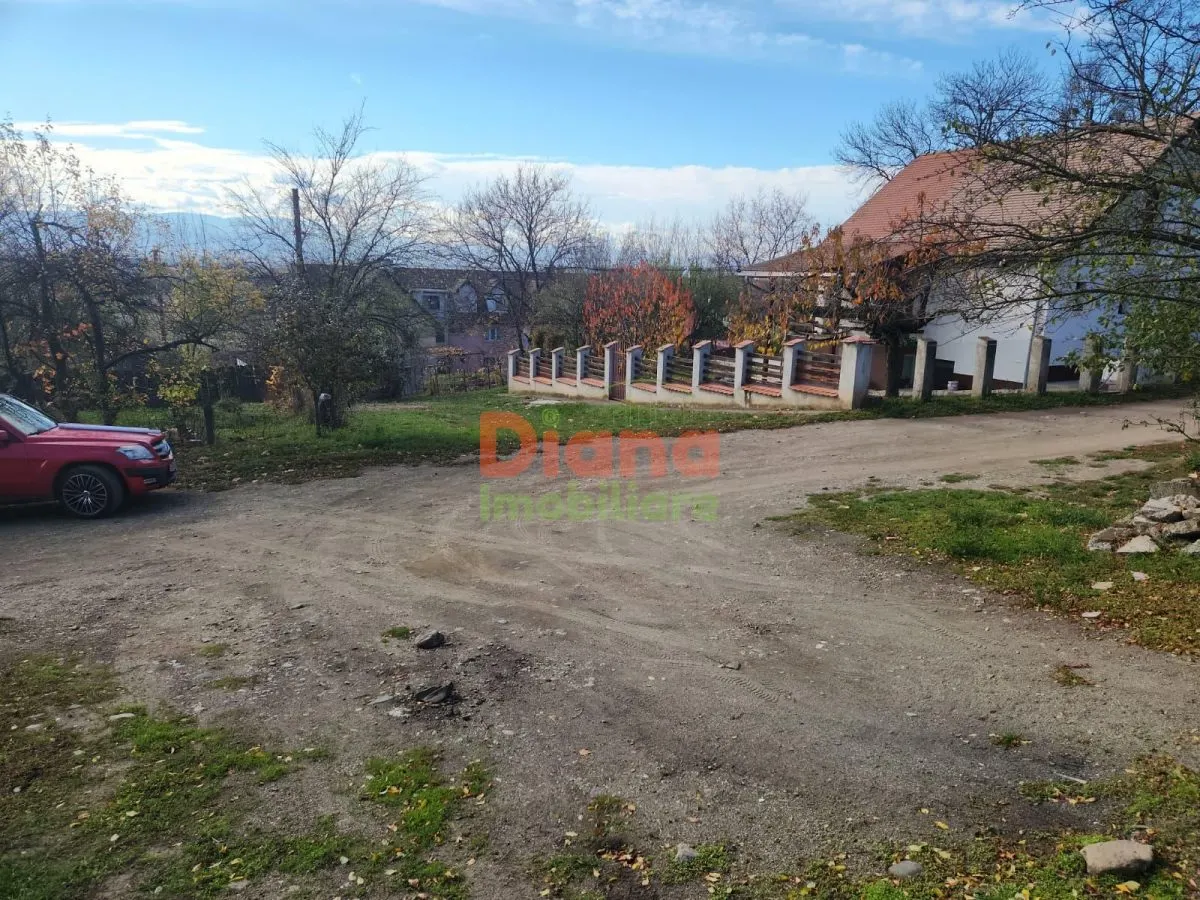 Stai așa! Vând teren intravilan în Sibiu, str Viile Sibiului.Construcțiii case individuale. - foto 3