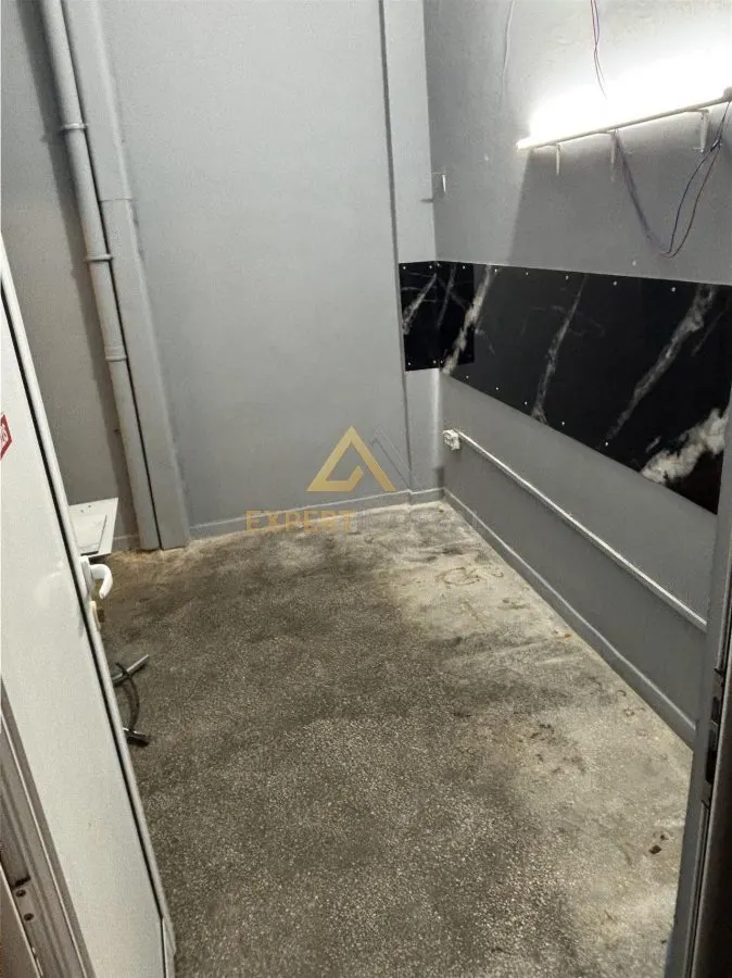 Spatiu comercial de inchiriat Traian 7 - foto 1