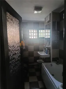 Apartament 2 camere Podu Ros - (sau schimb) Exclusivitate - foto 5