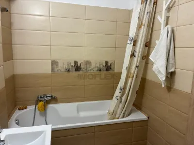 Apartament 2 camere, zona Tractorul - foto 7