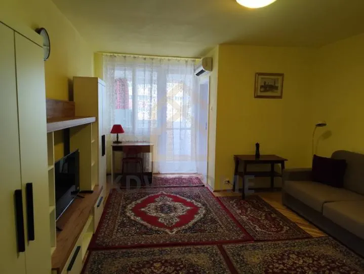 Garsoniera zona IANCULUI - foto 1