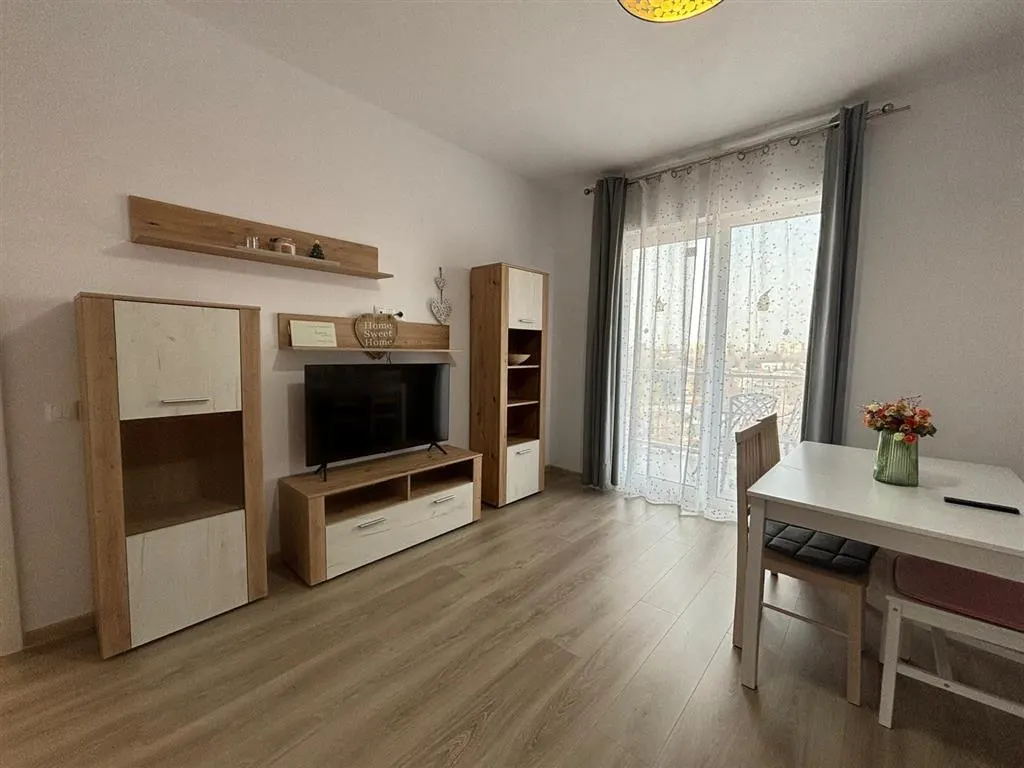 Inchiriere apartament 2 camere, bloc nou, zona Centrala - foto 17