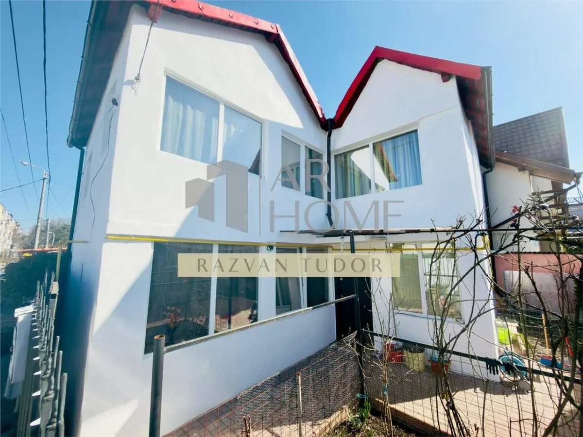 Casa 4 camere , semifinisata , cu beci , Ploiesti ,zona centrala - foto 2