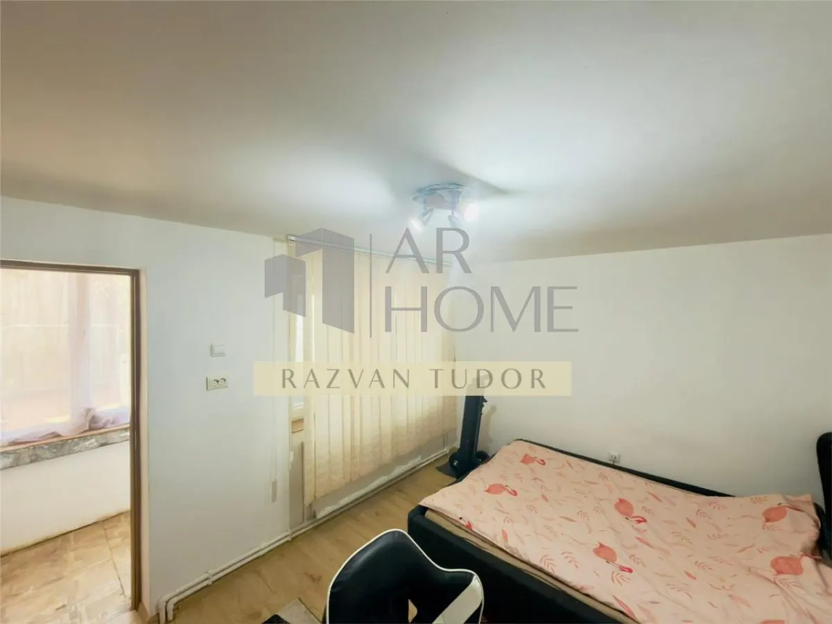 Casa 4 camere , semifinisata , cu beci , Ploiesti ,zona centrala - foto 7