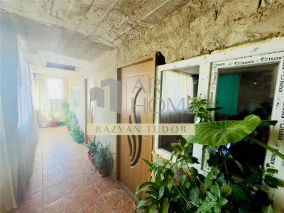 Casa 4 camere , semifinisata , cu beci , Ploiesti ,zona centrala - foto 10