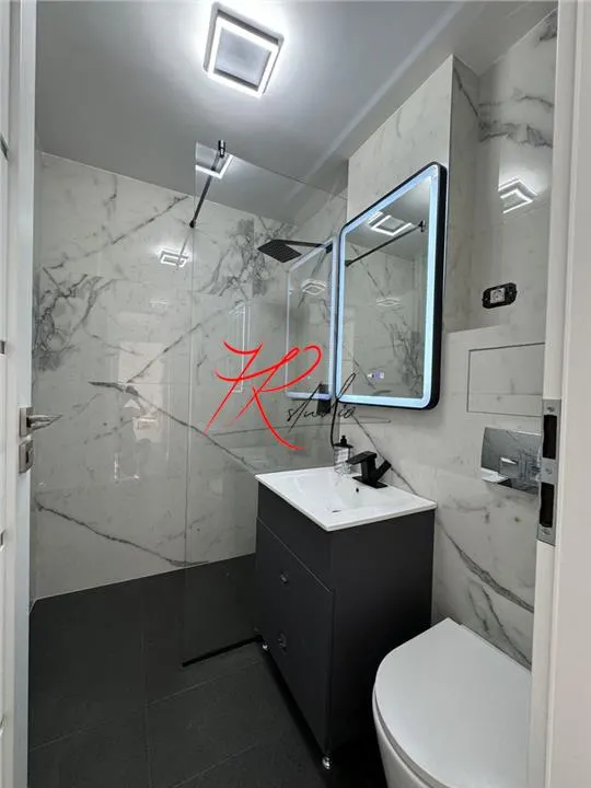 Vanzare apartament 2 camere complet renovat - foto 1