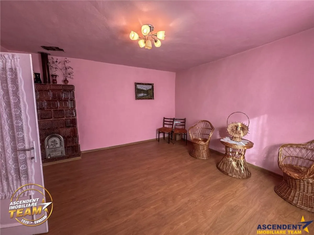 Proprietate pe 1.800 mp teren, avantaje alese, in vecinatatea orasului Targu Secuiesc. - foto 10