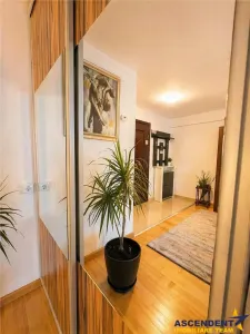 Constructie noua,mobilat,utilat,finisaje premium,boxa,sistem securizare,Central, Brasov - foto 7