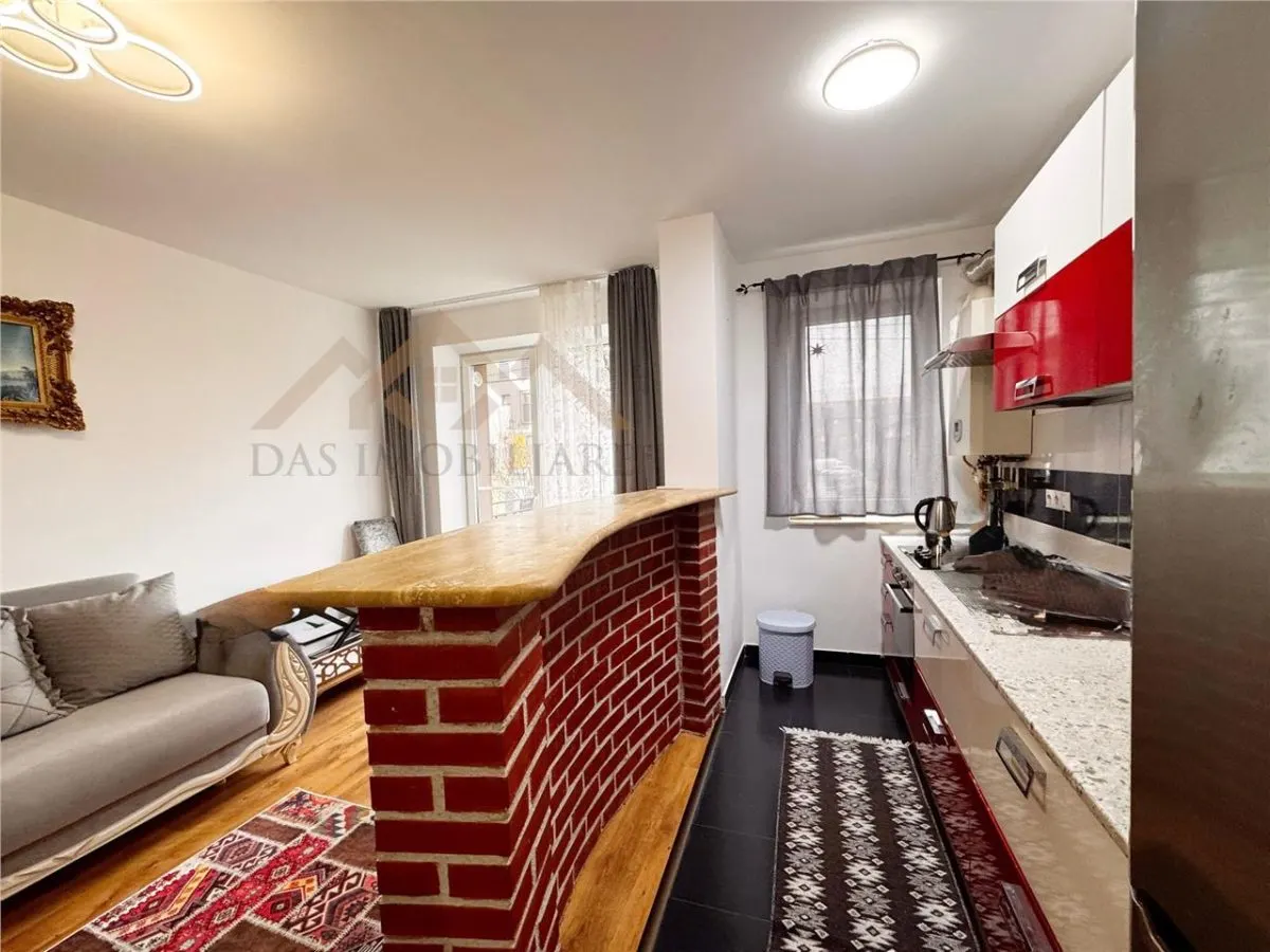 Apartament 2 camere decomandat, ultracentral - foto 6