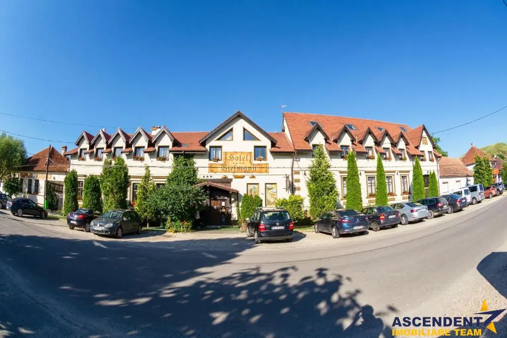 Tur LIVE! O emblema a turismului in Sanpetru, Hotel Bielmann - foto 4