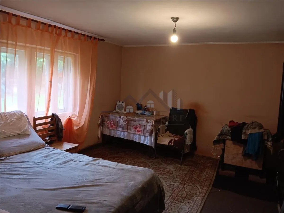 Manta Rosie  Hlincea Casa parter din caramida 81mp si teren 616mp - foto 5