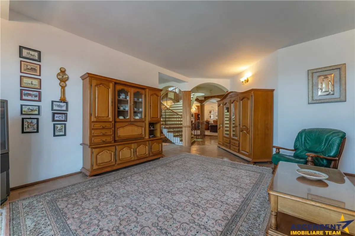 FILM! Castelariu: spectacol panoramic, locatie prestigioasa, exclusivist confort - foto 21