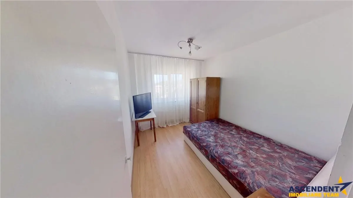 Panorama superba, 4 camere, 2 bai, 2 balcoane, Racadau, Brasov - foto 9