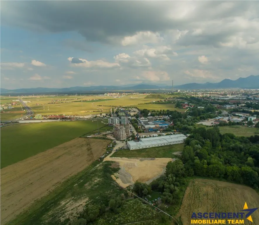 8.000 mp teren intravilan, Tractorul, Brasov - foto 3