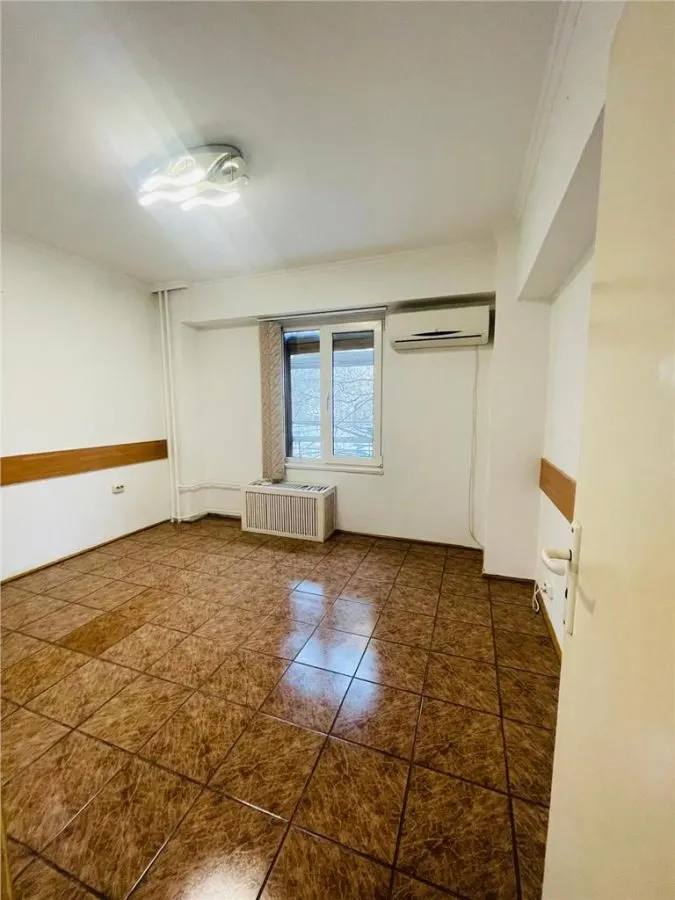 INCHIRERE APARTAMENT 3 CAMERE ZONA MALL VITAN  OCTAVIAN GOGA  SECTOR 3 - foto 14
