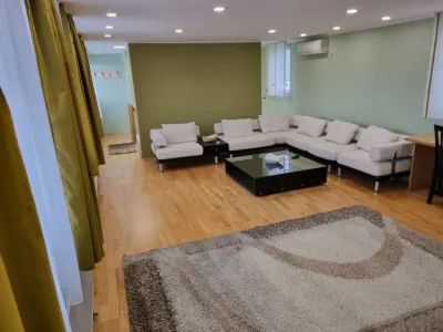 Regim vila, Apartament 3 camere, decomandat,140mp,Ultracentral,Targu Mures - Targu Mures