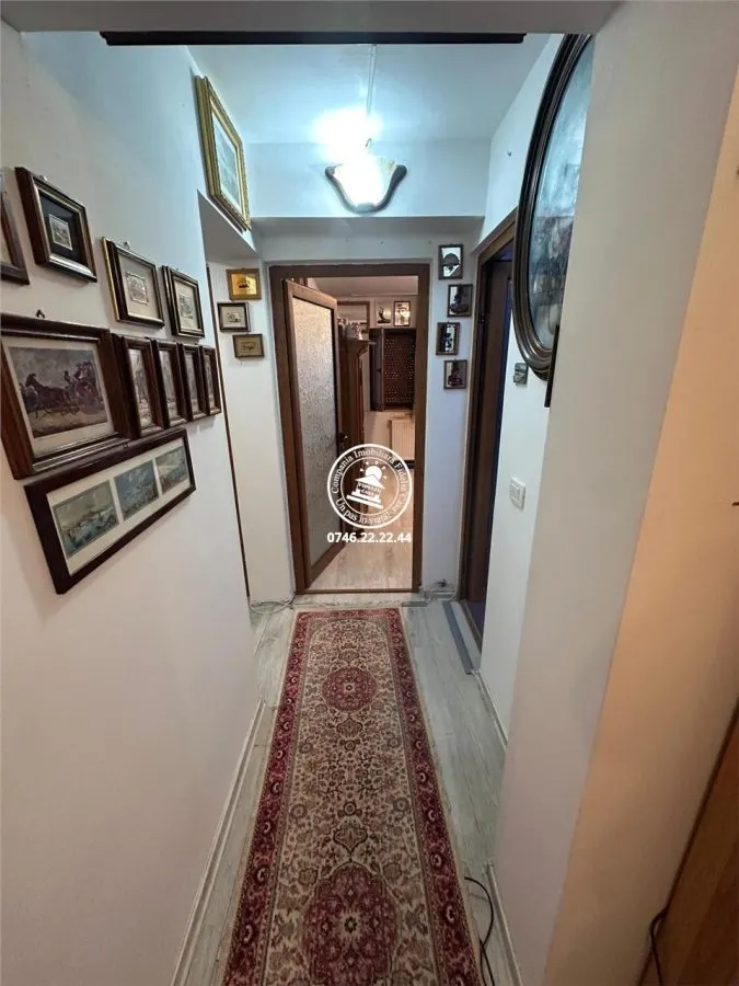 Apartament 4 camere de vanzare Dacia - foto 8