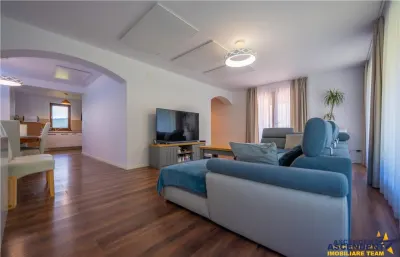 Refined ensemble, elite natural setting, 5 km from Corvin Castle. - foto 19