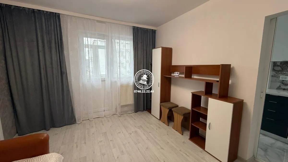 Apartament cu 2 camere de vanzare - foto 1