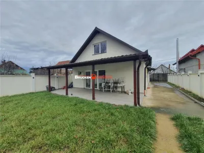 Casa de vanzare - Marghita