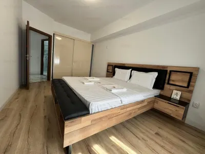 Vanzare apartament 3 camere mobilat si utilat LUX | centrala proprie| loc de parcare-garaj | Pipera - Drumul  Bisericii | - foto 9