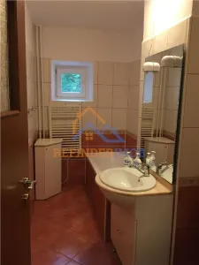 Garsoniera de vanzare, zona Mall Vitan - foto 8