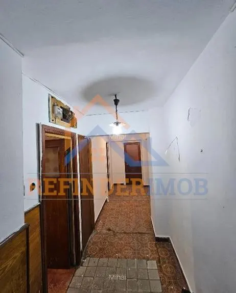 Apartament 4 camere, 2 balcoane Romana - foto 1