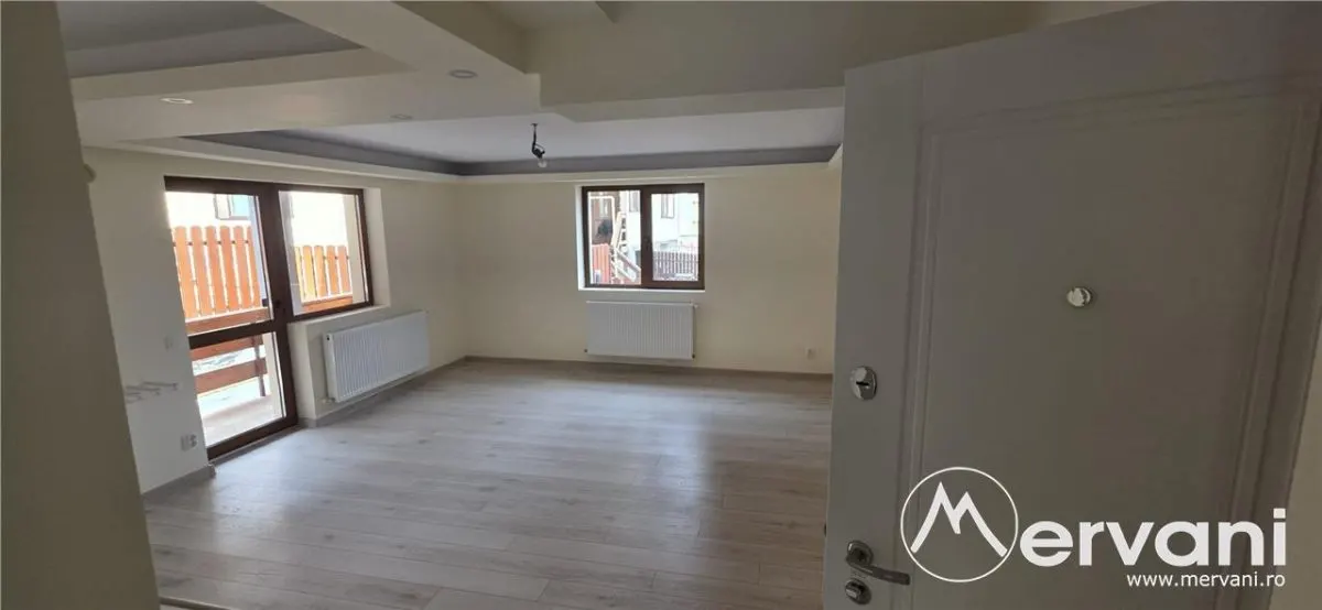 Apartament 2 camere, parter, de vanzare in Busteni - foto 1