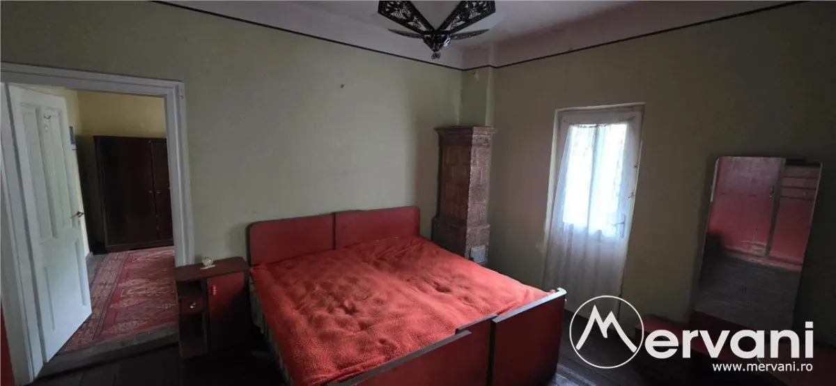 Etaj vilă istorică de vânzare în Sinaia â€“ Zona Furnica - foto 16