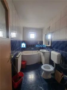 Apartament cu trei camere zona centrala - foto 10