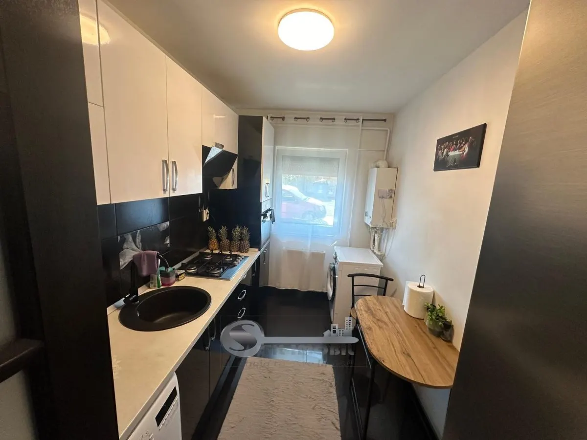 Apartament 2 Camere Decomandat 42.5mp Galata Platoul Insorit - foto 4