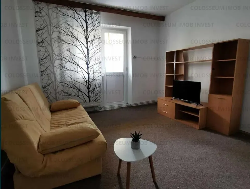 Apartament 2 camere, semidecomandat - zona Vlahuta - foto 1