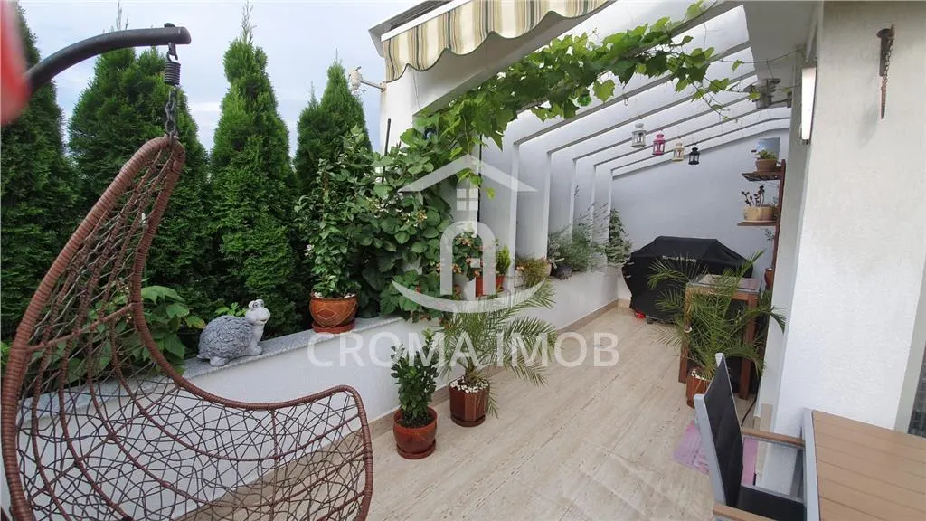 Penthouse de vanzare cu 3 camere in zona Mihai Bravu - Maternitate - foto 1