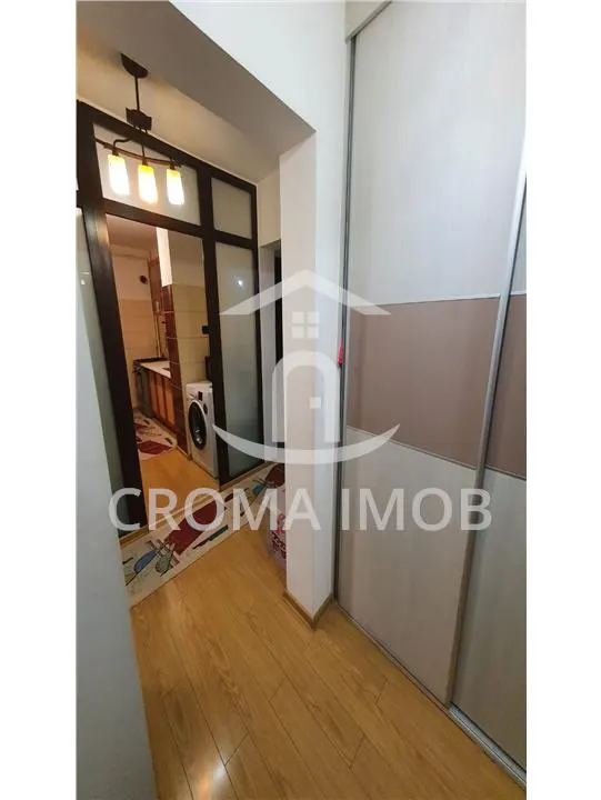 Vanzare apartament 3 camere, zona Vest - foto 10