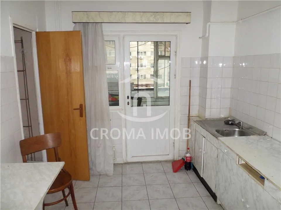 Vanzare apartament 2 camere, zona Republicii - foto 6