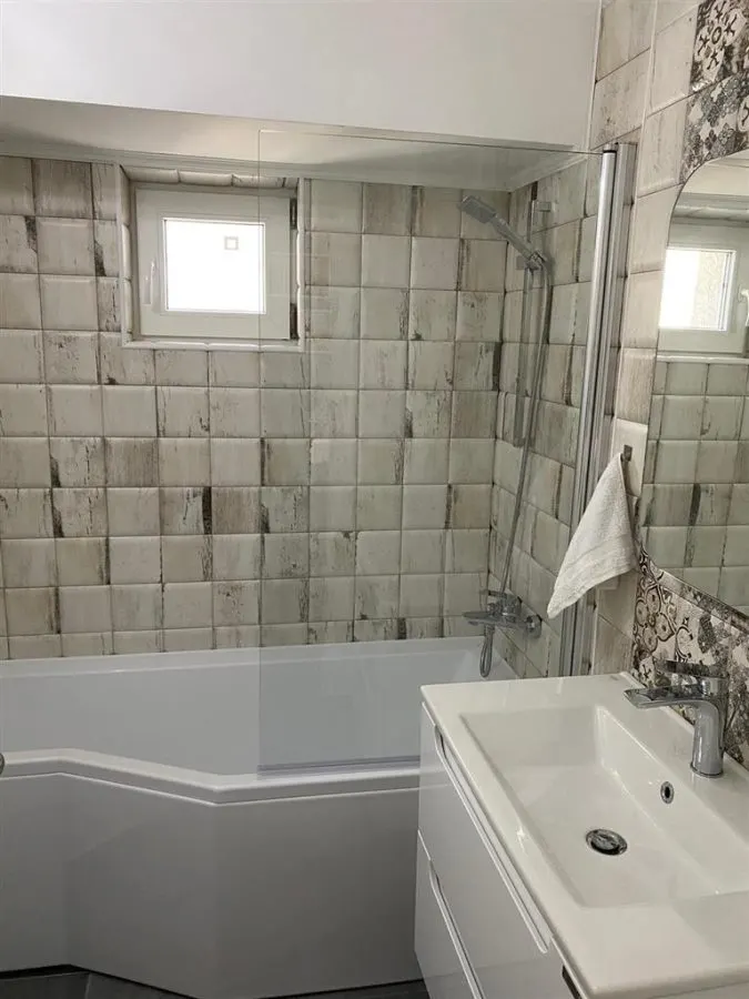 Vanzare apartament 3 camere, deosebit, Titulescu - Victoriei, loc de parcare - foto 18