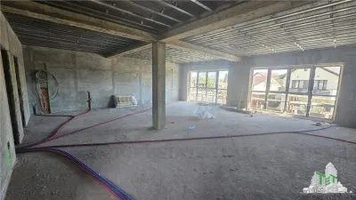 Cladire 240mp cu 2 spatii comerciale la inchiriat in centru Domnesti - foto 2