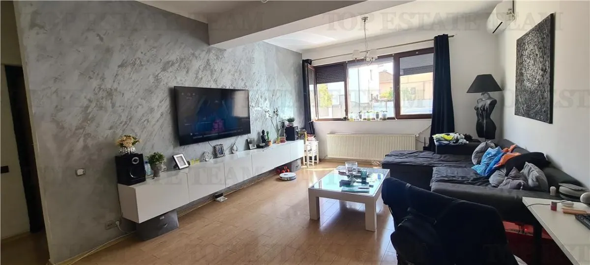 Vanzare, apartament 2 camere, parter pretabil cabinet - foto 1