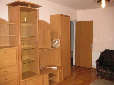 Apartament 1 camera, Tatarasi, etajul 1, bl 1982 - Iasi