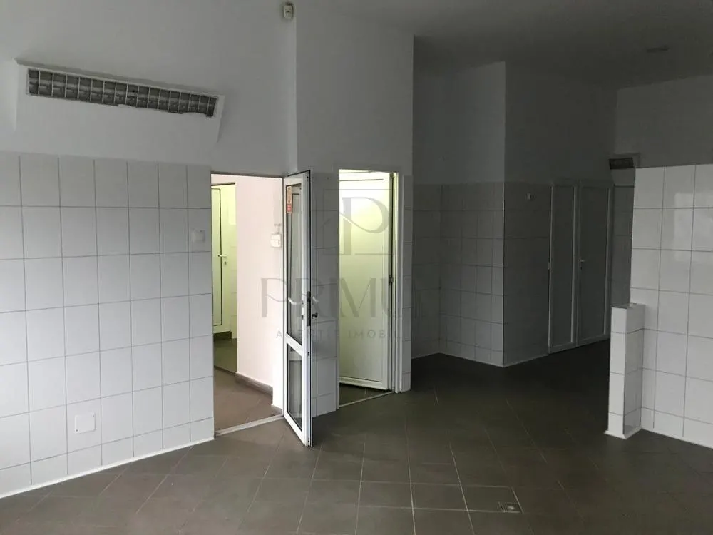 GIROCULUI - SPATIU COMERCIAL - LABORATOR PATISERIE - CURENT TRIFAZIC - CURTE PRIVATA - LOC PARCARE - foto 4