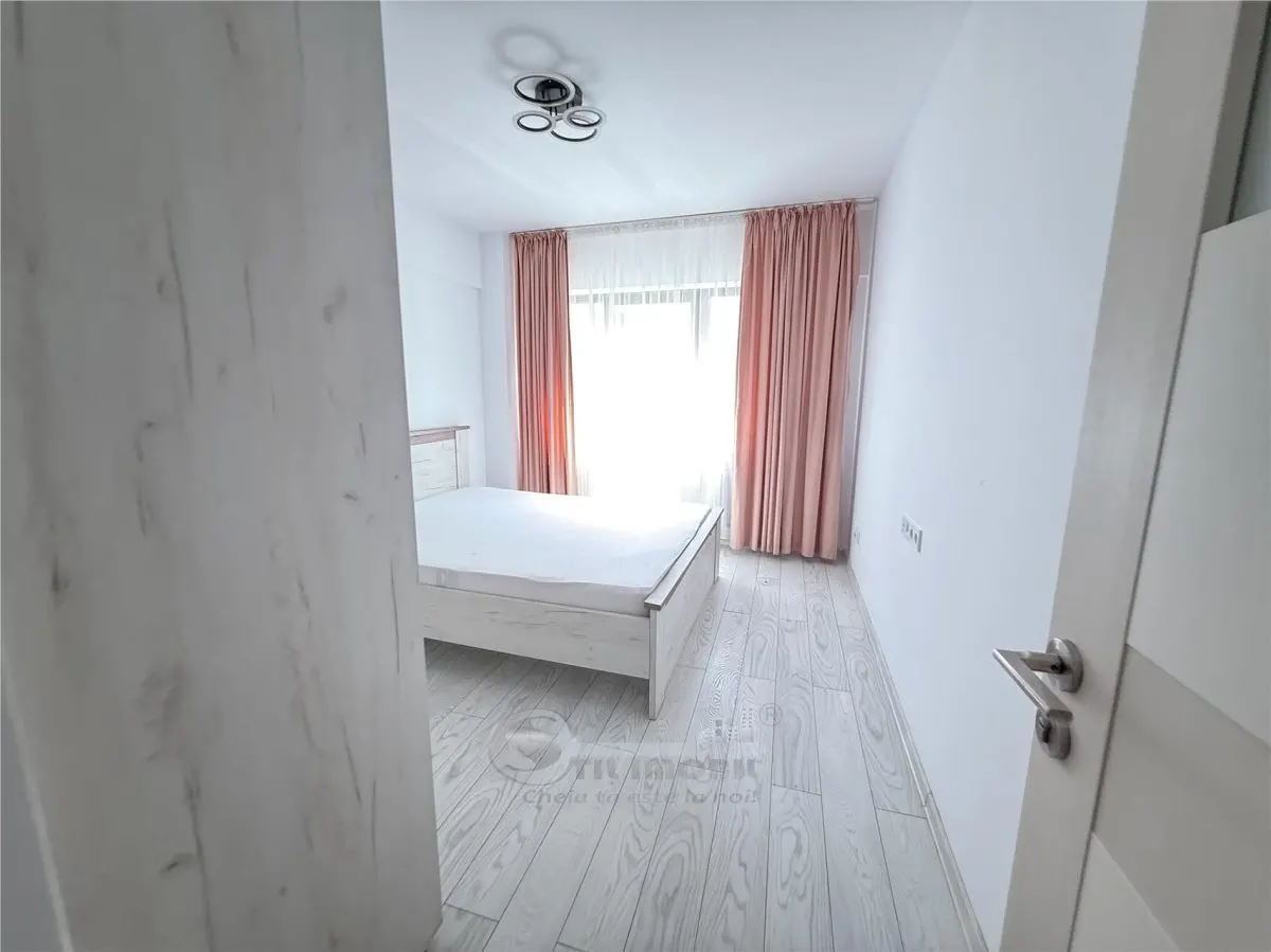 2 CAM BUCIUM INTABULAT PE IASI , GEAM LA BAIE, MOBILAT UTILAT - foto 10