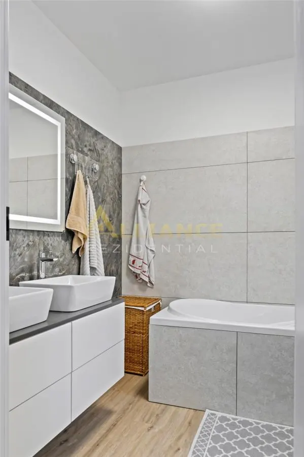 Casa individuala ~ P+1E+POD ~ 5 camere - 3 bai ~ 444 teren ~ Strada Miorita - foto 21