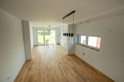 DAMBOVITA, DUPLEX P+1E - 2 LOCURI DE PARCARE - GRADINA - TERASA - CENTRALA PROPRIE - Timisoara