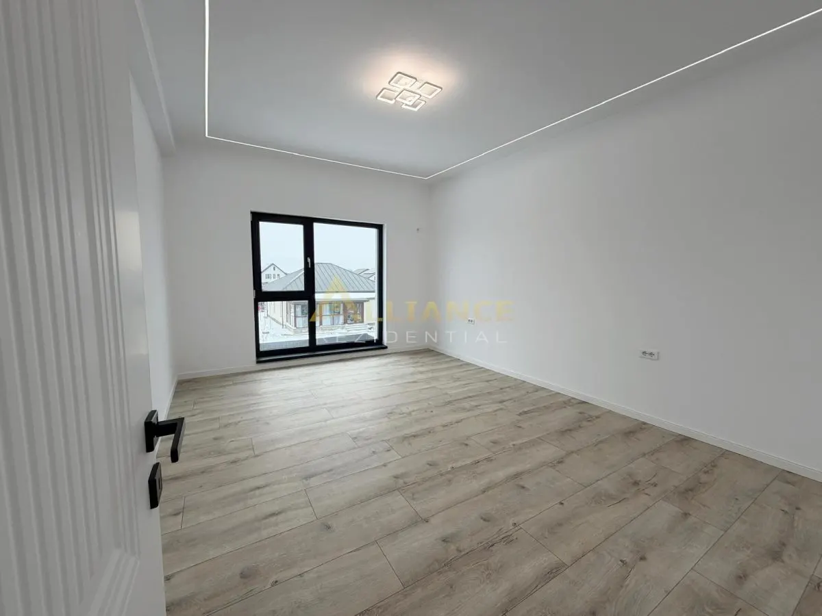 Vila individuala P+1E cu finisaje de lux ~ 4 camere 3 bai ~ 540mp teren - foto 3