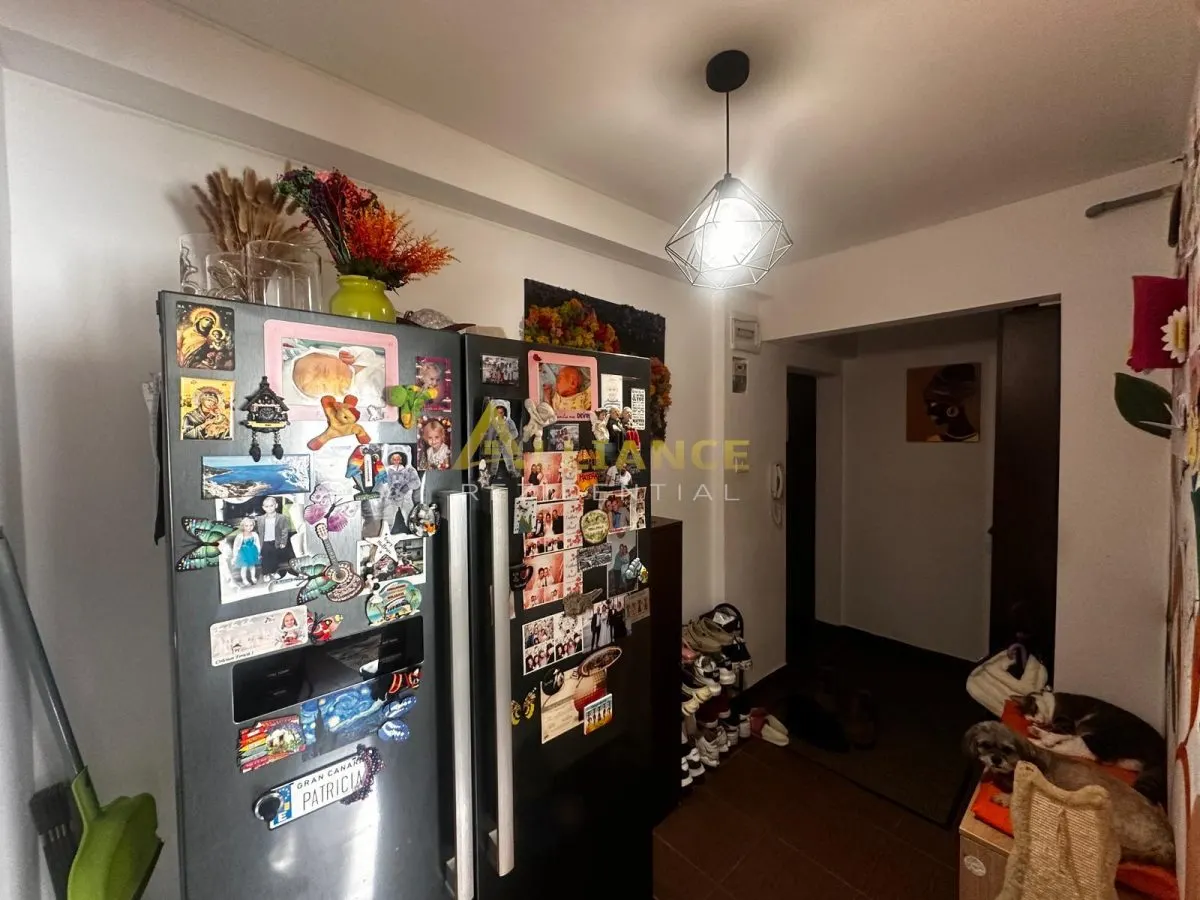 Apartament 3 camere Sector 4 Mobilat si Utilat - foto 21